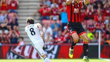 Hậu vệ Bournemouth mắc sai lầm kép, ‘kiến tạo’ cho Mata ghi bàn